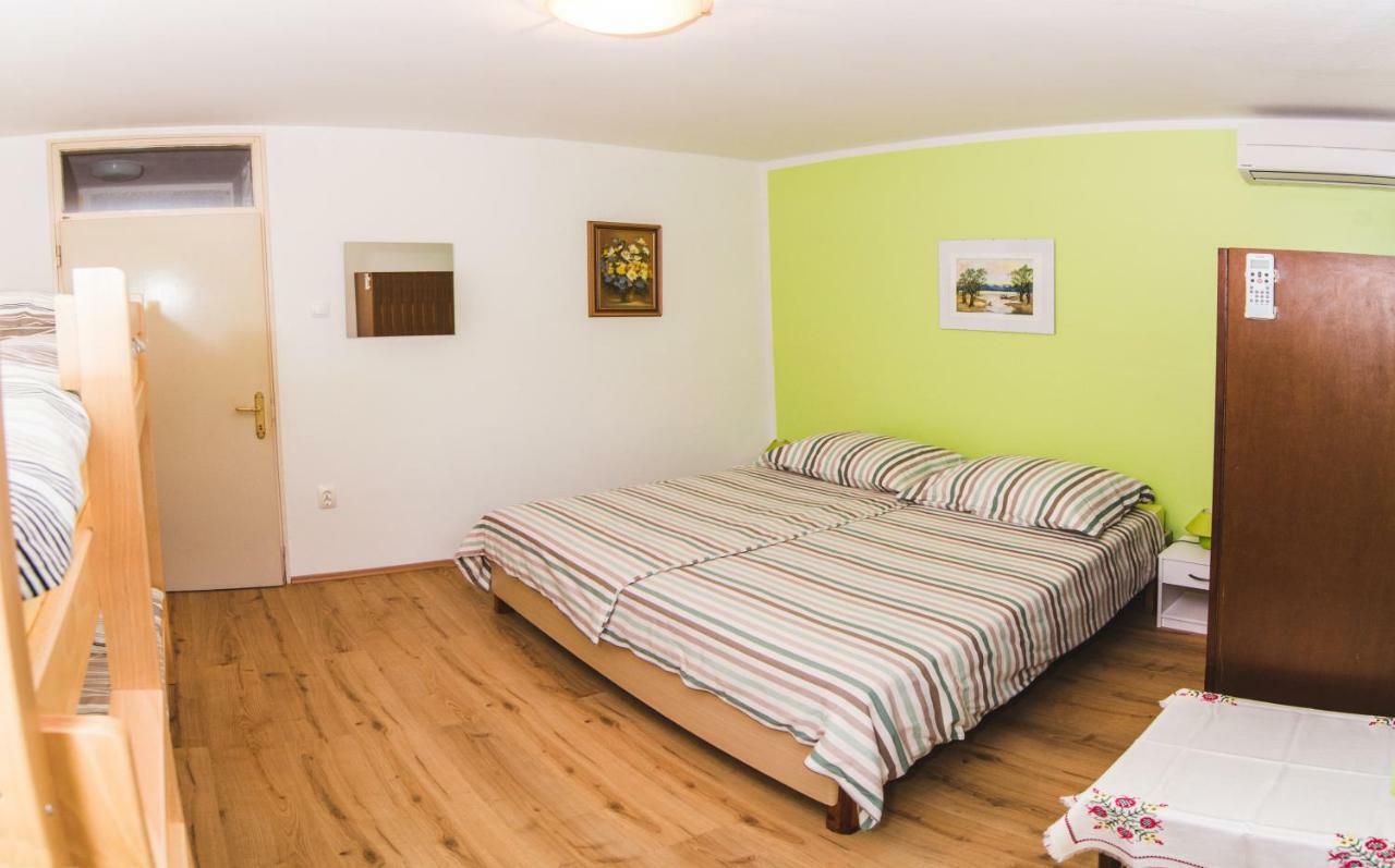 Apartma Soncek Bovec Luaran gambar